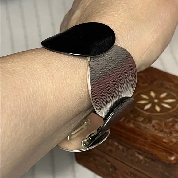 Vintage 2 Tone Metal Disk Panel Elastic Stretch Bracelet - Picture 10 of 13